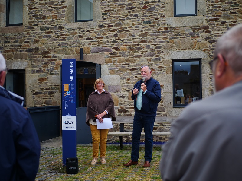 Josette Connan, Vice-présidente de l'Agglomération et Richard Vibert, Maire de Ploubazlanec, accueillent les partenaires