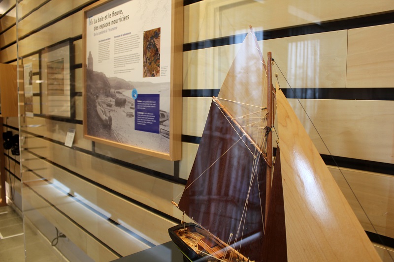 Une maquette de bateau présentée dans l'exposition